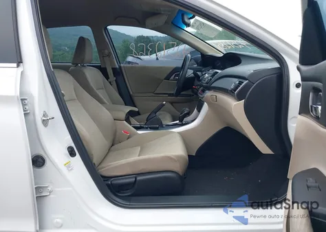 2015 Honda Accord Lx z USA, uszkodzony, nr VIN 1HGCR2F37FA172739